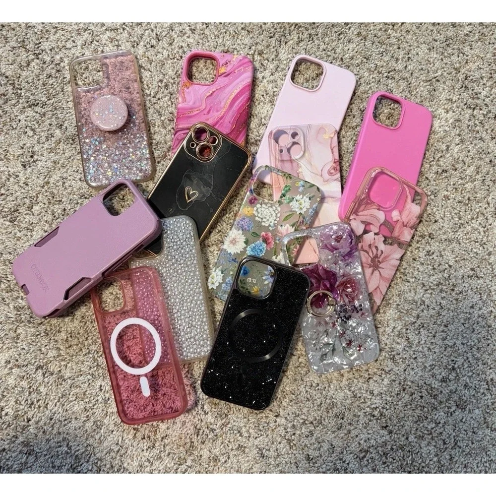 Lot Of iPhone 14 Cases